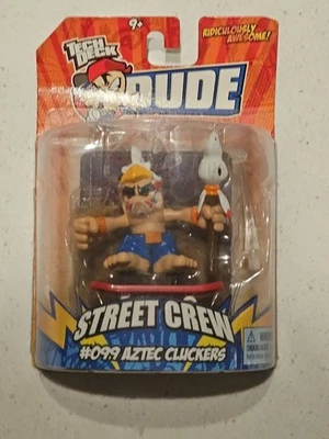 Tech Deck Dude Street Crew #099 Aztec Cluckers con palo y monopatín 2004  Foto 1 de 2
