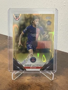 BRADLEY BARCOLA 2023-24 TOPPS CROMO UEFA CC ORO LAVA REFRACTOR #69 RC - Imagen 1 de 4
