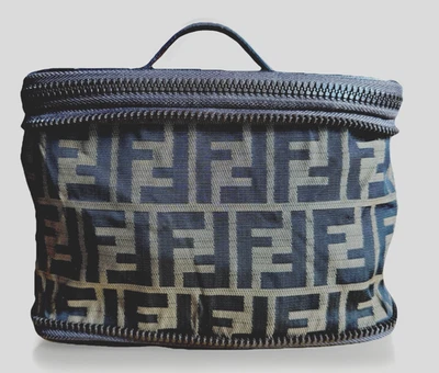 FENDI ZUCCA 帆布梳妆袋棕色 FF Monogram 化妆品盒 正品 日本制造 — 第 1/4 张图片