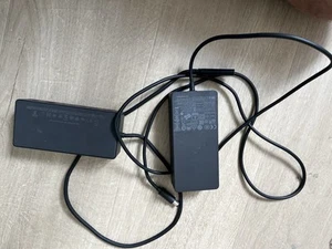 Microsoft Surface Dock - Afbeelding 1 van 3