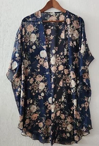 Minimi USA Damen Kimono Strickjacke mit Blumenmuster (C2) - Bild 1 von 9