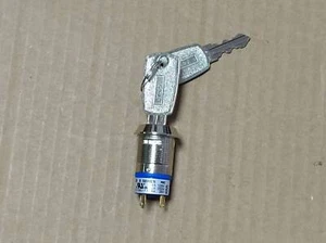 Applicable for JD S SERIES PAT three-speed key switch E158071 Unable to reset - Picture 1 of 4