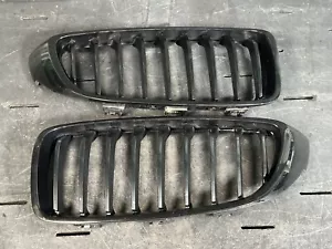 BMW 4 SERIES F32/F33 Black Kidney Grille Pair 2013-2020 - Picture 1 of 5