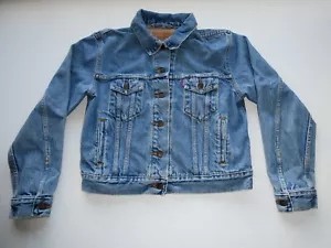 Levi’s Denim Light Wash Button Up Jacket Top, Vintage, Size Medium, Measurements - Picture 1 of 24