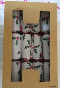 8 BRAND NEW CHRISTMAS CRACKERS BNIB Sainsburys - Picture 1 of 4