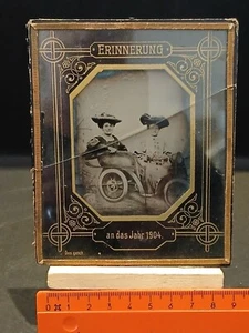 wunderschönes Passepartout mit Foto "2 Frauen im Automobil" aus 1904 -L474 - Bild 1 von 6