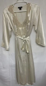 Halston Full Length Ivory 2 Piece Satin Nightgown & Robe w/Lace Filigree Size M - Picture 1 of 10