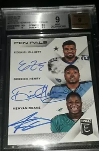 2016 ELITE PEN PALS TRIPLES DERRICK HENRY, EZEKIEL ELLIOTT, K. DRAKE BGS 9 MNT. - Foto 1 di 4