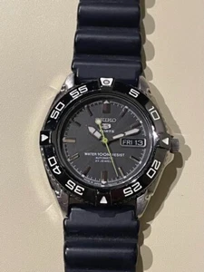 SEIKO 5 7S36-00Y0 Automatic Black Dial Bezel Rubber Strap Men’s Watch Japan - Picture 1 of 5