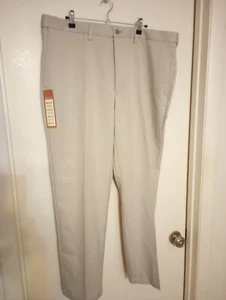 *New* HAGGAR COOL 18 Performance Classic Fit Pleated Khaki Dress Pants 40Wx29L - Picture 1 of 5