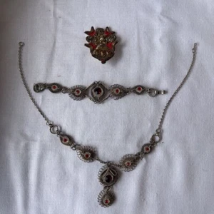 Lote de 3 pines de cresta de cristal rojo collar pulsera de colección alambre de renacimiento etrusco - Imagen 1 de 10