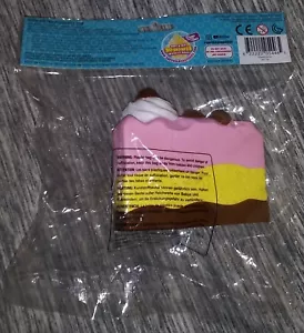 *NEW* Soft 'n Slo Squishies Ultra S1 Sweet Shop Mango Strawberry Cake Slice™ - Picture 1 of 5