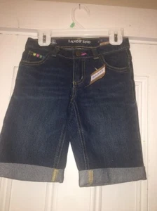 NWT Lands' End Heart Embroidered Denim Shorts Sz 7 Rolled Modest Length Adj Wst - Picture 1 of 2
