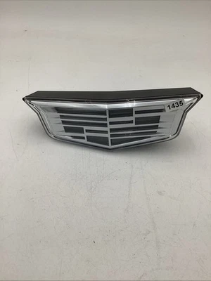 2024 - 2025 凯迪拉克 LYRIQ 动态发光前格栅徽章 原始设备制造商 85707345 — 第 1/4 张图片