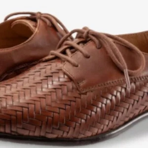 ZAPATOS MARRONES NUEVOS CON ETIQUETAS Trotters Lizzie Herringbone Oxford talla 6.5 - Imagen 1 de 6