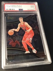 2017-18 Panini Select #233 Courtside Lauri Markkanen PSA 9 (Rookie) - Bild 1 von 2