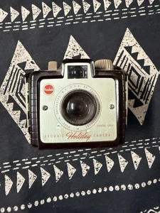 Vintage Kodak Brownie Holiday Flash Kamera - Bild 1 von 3