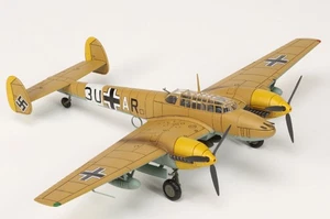 Hobby Master 1/72 Bf 110E 3U+AR Luftwaffe 7./ZG 26 - Picture 1 of 2