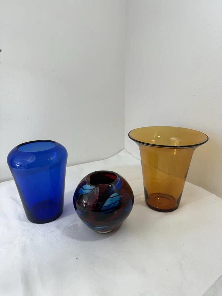 Juego de 3: cuenco y estuches de cristalería artística azul amarillo y rojo Foto 1 de 4