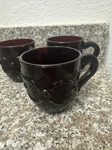 Set Of 4 Avon 1876 Cape Cod Ruby Red Mug Handled Coffee/Tea Mug 8 oz Vintage - Picture 1 of 20