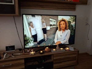 Fernseher mit Recirver. Fernseher schwarz. TechniSat. Ja. Gebraucht. 5Jahre Alt. - Bild 1 von 2