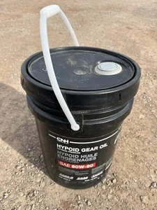 CNH Industrial 5 Gal Hypoid Gear Oil EP SAE 80W-90 MAT 3516-A Part # 73344313 - Picture 1 of 5