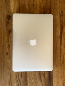 Apple MacBook Pro 13 Zoll Retina Mid 2014 256GB i5 2.6GHz 8GB RAM - Bild 1 von 5