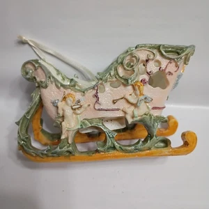 Porzellan Schlitten Ornament Well Resort - Bild 1 von 9