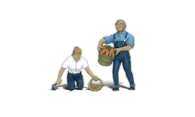 Woodland Scenics A2541 G Scale Gus & Gertie Gardener - Image 1 of 4