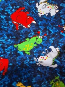 Handmade Space Alien Dinosaures Tied Fleece Blanket 41 L X 60 W Multicolor - Picture 1 of 4