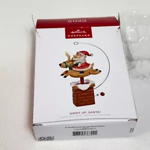 Decorazione albero di Natale ricordo 2022 Hallmark GIDDY UP BABBO NATALE NUOVO - Foto 1 di 10