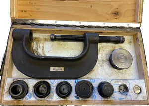 Snap On Tools CJ91D Universal Ball Joint Press Kit CJ91-3,4,5,6,8,9a - Picture 1 of 15
