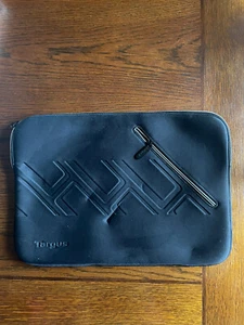 Targus Black Laptop Computer Notebook Sleeve Carrying Case Bag Cover FP20 - Picture 1 of 10