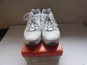Easy Spirit 'ESROMY' Women's Sneakers, 7 1/2 W, White, NIB - Picture 1 of 1
