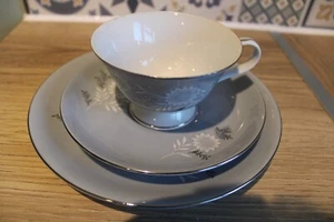 Seyei Fine China Stralight Cup and saucer trio - Picture 1 of 19