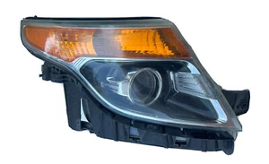 ✅2013-2015 FORD EXPLORER RIGHT PASSENGER SIDE HEADLIGHT HALOGEN BASE LAMP OEM - Picture 1 of 4