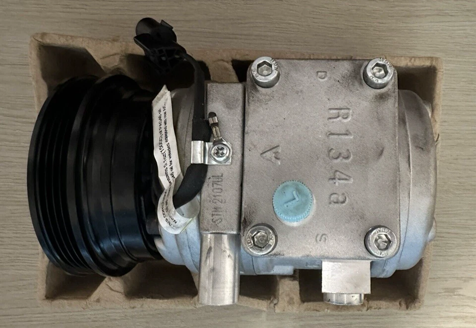 UAC CO21014C A/C Compressor 10PA15C For Kia & Hyundai - Image 1 of 3