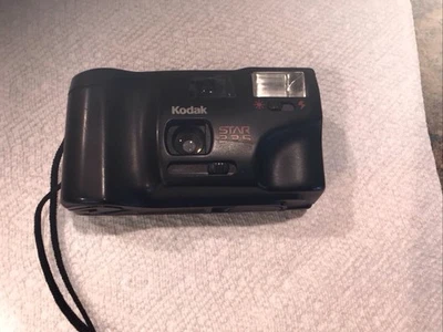 Cámara fotográfica compacta Kodak Star 235 35 mm - sin probar, solo piezas Foto 1 de 3