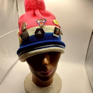 Vintage Serac Pom Pom Wool Winter Beanie Cap Hat Handmade USA w/ vint. ski pins - Picture 1 of 11