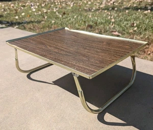 Vintage Holzimitat Bett Couch TV Schoß Tablett Holzimitat Gold MCM Cottagecore 15" x 21" - Bild 1 von 5