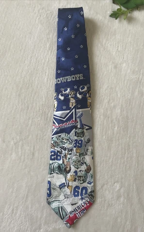 Vintage 93 Dallas Cowboys Dynasty Super Bowl VI XII & XXVII Champs Silk Tie RARE Cover