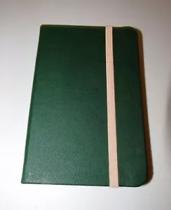 DIARIO TASCABILE COMPATTO CLASSICO SASSY LISCIO ECOPELLE VERDE SCURO - Foto 1 di 5