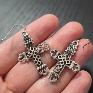 Jewelry Trends Sterling Silver Celtic Cross Hook Earrings 925 - Picture 1 of 3