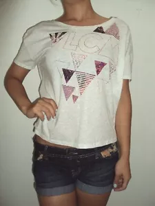 NEW VOLCOM SURF GIRLS WOMEN VOLCOM OR BUST CROPPED TEE SHIRT SMALL XX93 - Picture 1 of 2