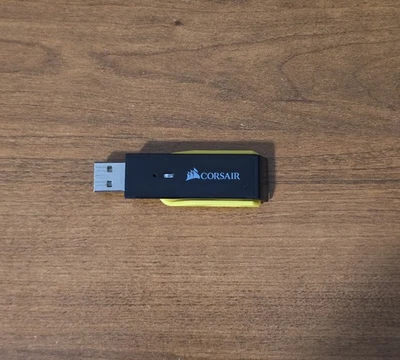 Corsair VOID ELITE Auriculares Inalámbricos USB Dongle Transceptor RDA0012 Amarillo Foto 1 de 4