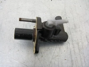 Mazda 626 IV (GE) 92-97  Kupplungsgeberzylinder - Picture 1 of 1