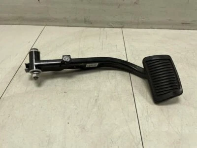 HYUNDAI ELANTRA SE GLS 2016 PEDAL DE FRENO DE FÁBRICA Foto 1 de 4