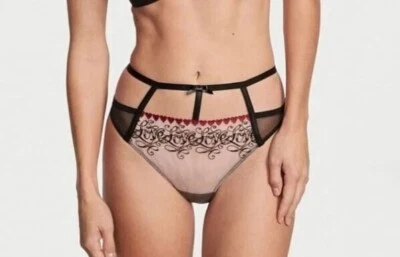 Victorias Secret VS Cintura Alta Enjaulada Panty Cartas de Amor Lujo Bordado Corazones Foto 1 de 4