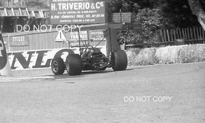 BRUCE MCLAREN M7C WINGS FRIDAY 1969 MONACO GP F1 PHOTOGRAPH 30X20CM 12X8" 2 - Picture 1 of 1