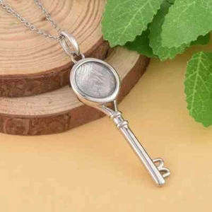 NEU Wunderbarer Meteorit Schlüssel Form Anhänger 20" Halskette SS Cosmic Wonder BB3 - Bild 1 von 5